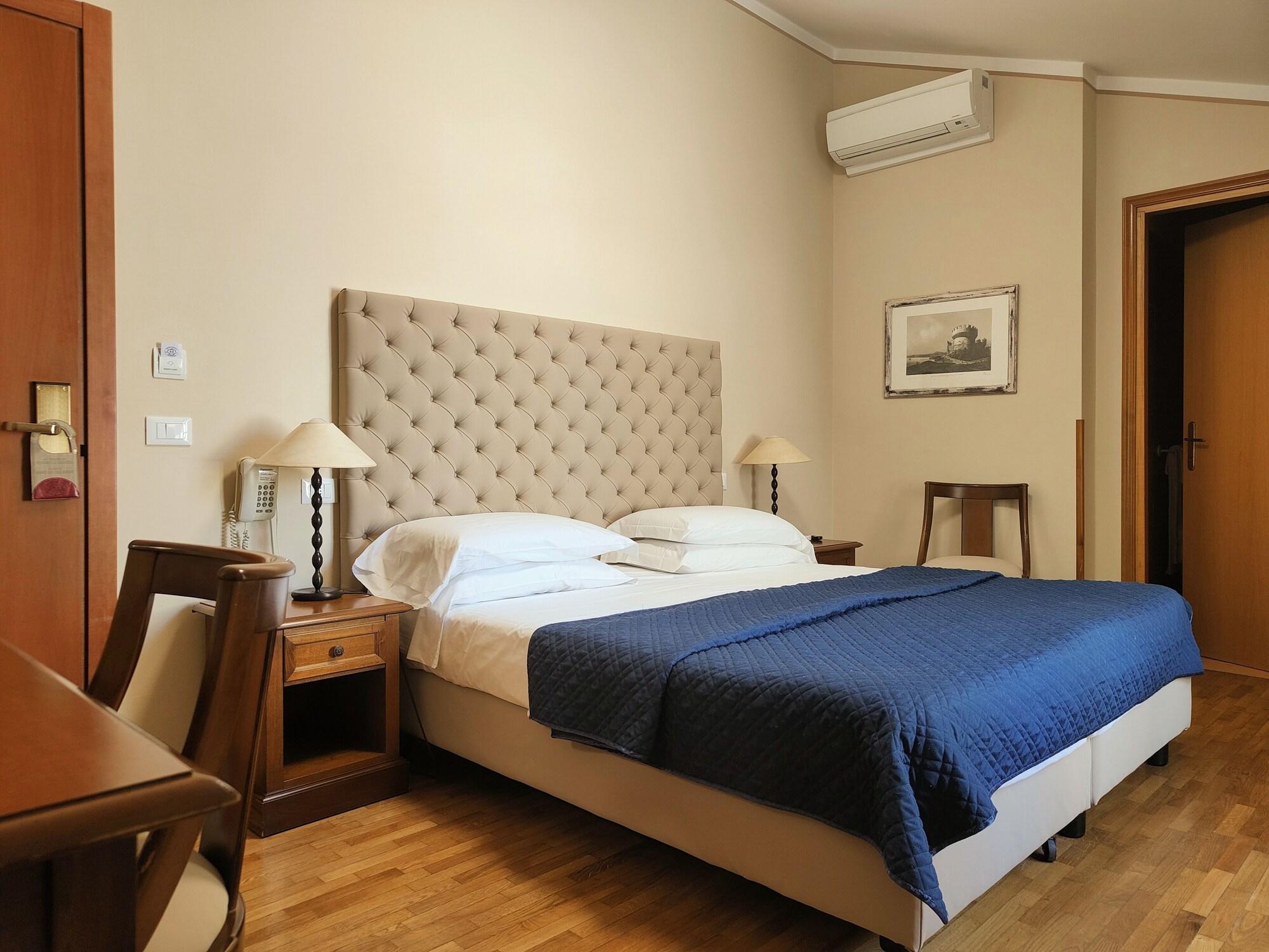 Hotel Europa ลิโด ดิ กามาโยเร ภายนอก รูปภาพ