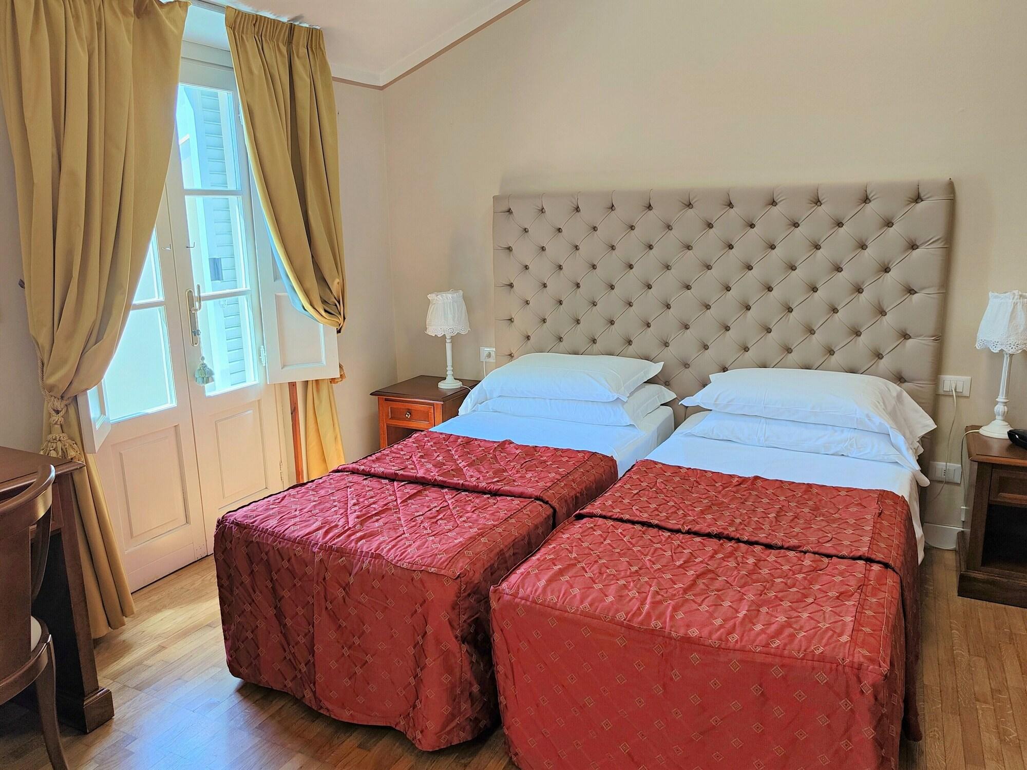 Hotel Europa ลิโด ดิ กามาโยเร ภายนอก รูปภาพ